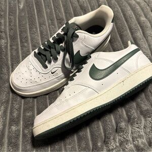 Nike Men's White and Dark Green Sneakers